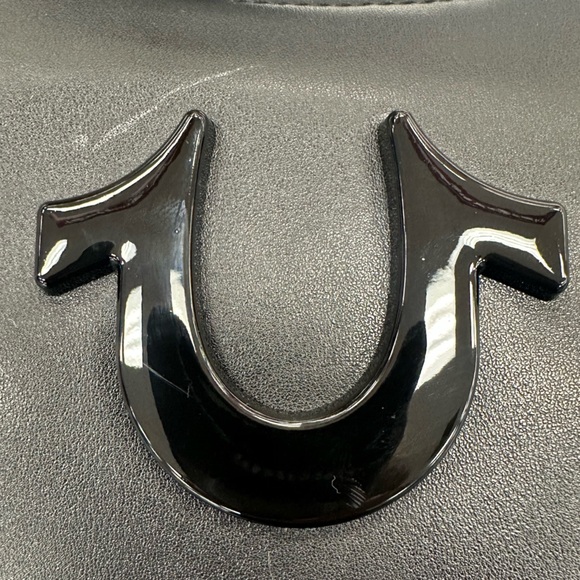 NWT True Religion Black w/Tan Guitar Strap, Coin/Airpod case clipped on Strap - Picture 3 of 7